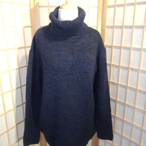 Lumiere Med Oversized Turtleneck Sweater - Picture 1 of 14